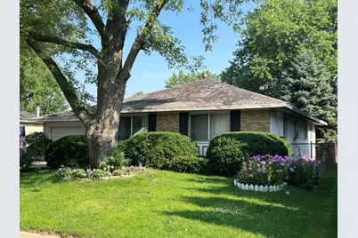 813 Stowell Avenue, Streamwood, IL 60107 - Photo 1