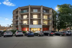 3900 W 95th St, Evergreen Park, IL 60805 - Photo 1