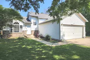 4014 Ridge Rd, Zion, IL 60099 - Photo 1