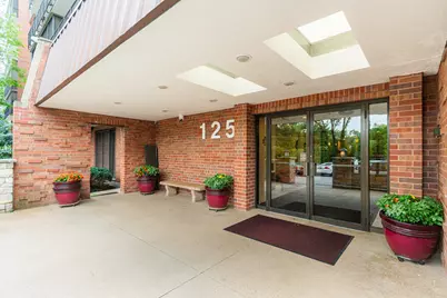 125 Acacia Circle #209E, Indian Head Park, IL 60525 - Photo 1