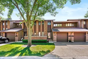 1204 Beau Dr, Park Ridge, IL 60068 - Photo 1