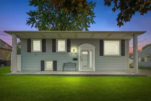 715 Rogers Rd, Romeoville, IL 60446 - Photo 1