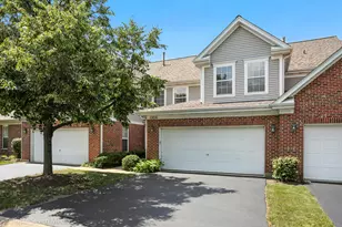 1956 N Silver Lake Rd, Arlington Heights, IL 60004 - Photo 1