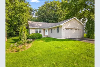 116 SE Heath Cliff Drive, Poplar Grove, IL 61065 - Photo 1