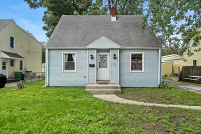 9040 W Delaware Parkway, Munster, IN 46321 - Photo 1