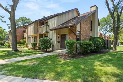 40 Kyle Court, Willowbrook, IL 60527 - Photo 1