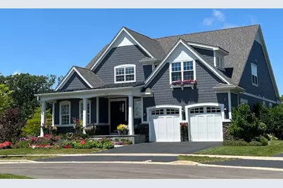 1542 Woodview Lane, Northbrook, IL 60062 - Photo 1