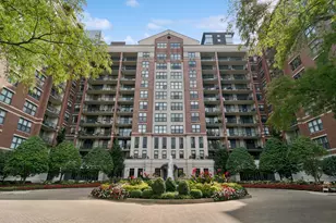 55 W Delaware Pl, Chicago, IL 60610 - Photo 1