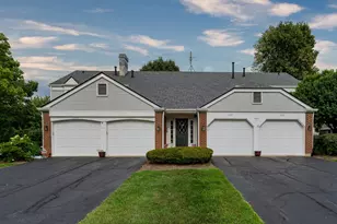 208 Millington Way, Saint Charles, IL 60174 - Photo 1