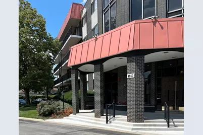 4940 Foster Street #304, Skokie, IL 60077 - Photo 1