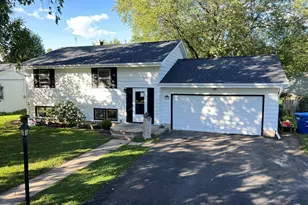 1716 Prather Ln, Dekalb, IL 60115 - Photo 1