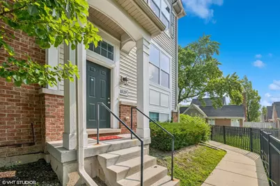 1529 E Arbor Lane, Arlington Heights, IL 60004 - Photo 1