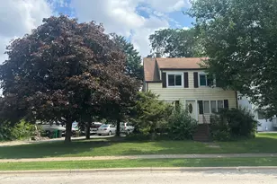 7121 S Oketo Ave, Bridgeview, IL 60455 - Photo 1