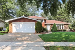 7960 W Ponderosa Ct, Orland Park, IL 60462 - Photo 1