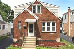 10940 S Trumbull Ave, Chicago, IL 60655 - Photo 1