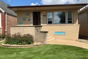 5742 W 64th St, Chicago, IL 60638 - Photo 1