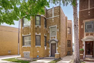 5614 N Campbell Ave, Chicago, IL 60659 - Photo 1