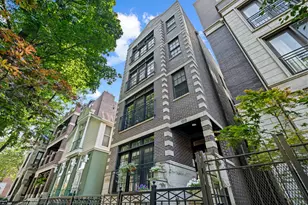 1510 N Cleveland Ave, Chicago, IL 60610 - Photo 1