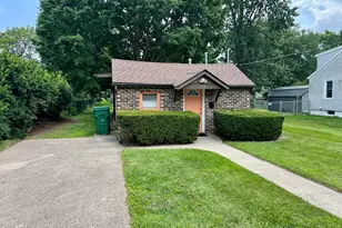 1008 Wild St, Sycamore, IL 60178 - Photo 1