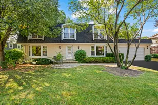 1507 W Plymouth Dr, Arlington Heights, IL 60004 - Photo 1