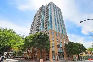 1640 Maple Ave, Evanston, IL 60201 - Photo 1