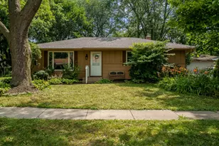 1016 Esmond Dr, Rockford, IL 61108 - Photo 1