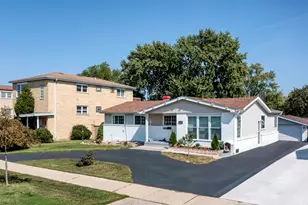 903 S York Rd, Bensenville, IL 60106 - Photo 1