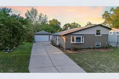 1514 Amarillo Drive, Carpentersville, IL 60110 - Photo 1