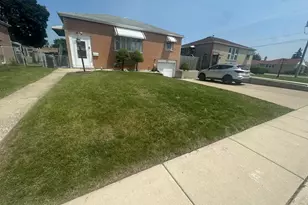 4633 Rose St, Schiller Park, IL 60176 - Photo 1