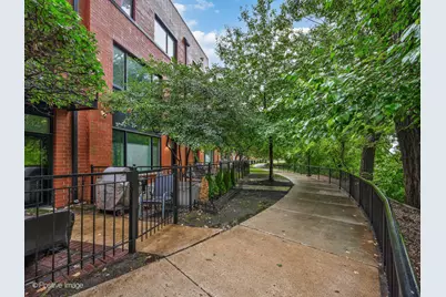 2834 N Riverwalk Drive, Chicago, IL 60618 - Photo 1