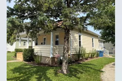 424 E 1st Street, Oglesby, IL 61348 - Photo 1