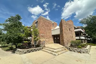 1813 Hemlock Pl, Schaumburg, IL 60173 - Photo 1