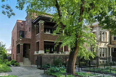 3042 W Palmer Boulevard, Chicago, IL 60647 - Photo 1