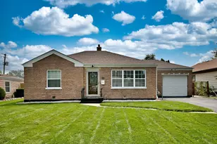 227 Parkview Dr, Northlake, IL 60164 - Photo 1