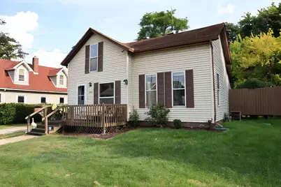 1105 E Washington Street, Bloomington, IL 61701 - Photo 1