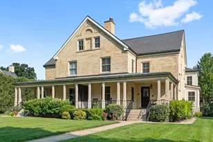 139 Leonard Wood Ave N, Highland Park, IL 60035 - Photo 1