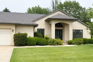 132 Fox Trot, Dixon, IL 61021 - Photo 1