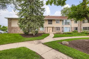 2699 Hobson Rd, Woodridge, IL 60517 - Photo 1