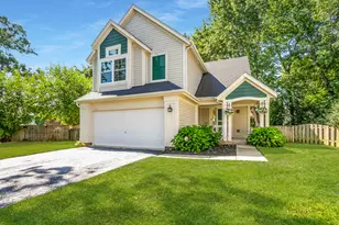 1327 London Ct, Grayslake, IL 60030 - Photo 1