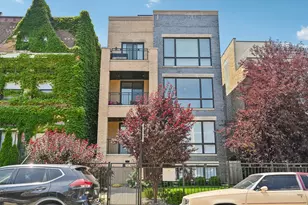 4538 S Oakenwald Ave, Chicago, IL 60653 - Photo 1