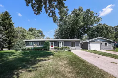 4 Crestwood Court, Montgomery, IL 60538 - Photo 1