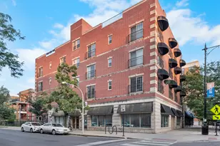 4725 N Sheridan Rd, Chicago, IL 60640 - Photo 1