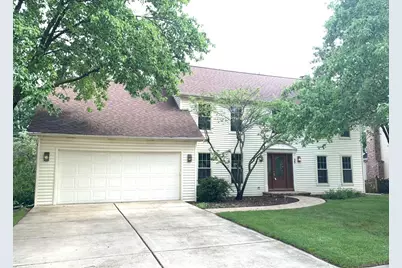 35 Venetian Way, Wheaton, IL 60189 - Photo 1