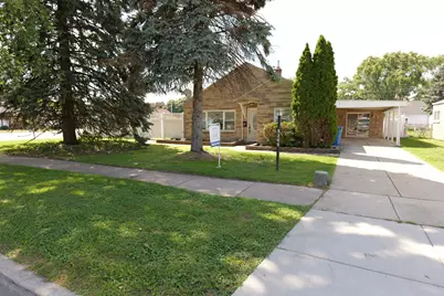 9246 S 49th Avenue, Oak Lawn, IL 60453 - Photo 1