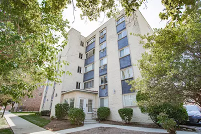 4976 N Milwaukee Avenue #201, Chicago, IL 60630 - Photo 1