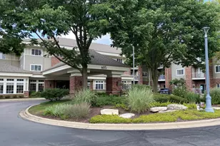 605 Barrington Ave, East Dundee, IL 60118 - Photo 1