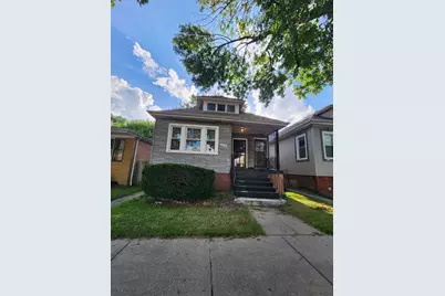 8448 S Essex Avenue, Chicago, IL 60617 - Photo 1