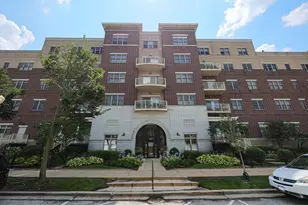 965 Rogers St, Downers Grove, IL 60515 - Photo 1