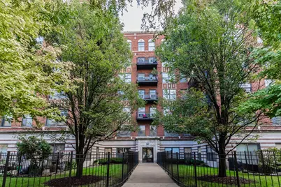 4537 S Drexel Boulevard #706, Chicago, IL 60653 - Photo 1