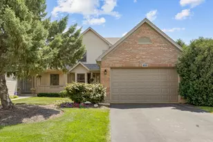 655 Hampshire Dr, Hampshire, IL 60140 - Photo 1